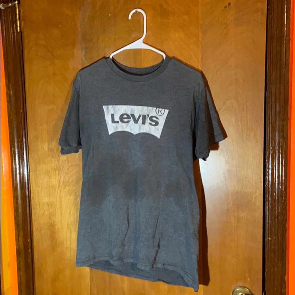 Men’s Levi short sleeve shirt